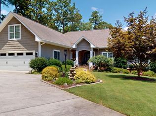 55 Cardinal Dr, Whispering Pines, NC 28327