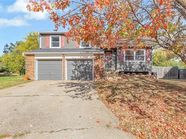 16312 W 125th Cir, Olathe, KS 66062