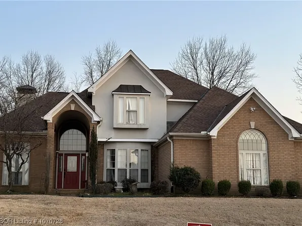 2600 Rannoch Ln, Fort Smith, AR 72908
