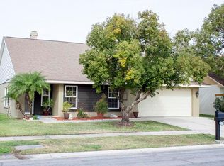 2009 Shadow Pine Dr, Brandon, FL 33511