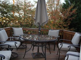 6365 Racetec Pl, Springfield, VA 22150