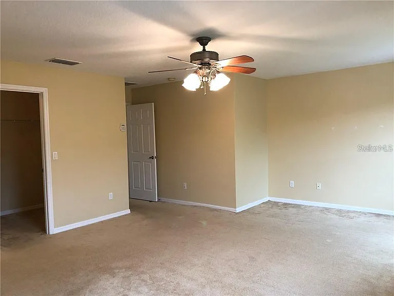 4330 Aristocrat Point — Photo 20