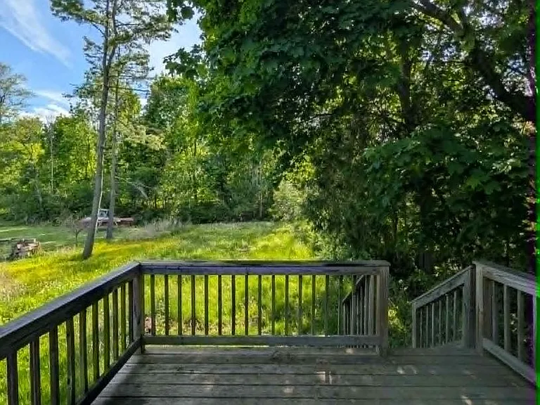 21 Elm St — Photo 12