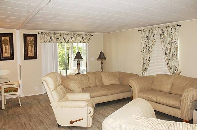 1st image of 27 Ocoa Ct