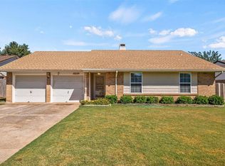 10229 Glascow Dr, Yukon, OK 73099