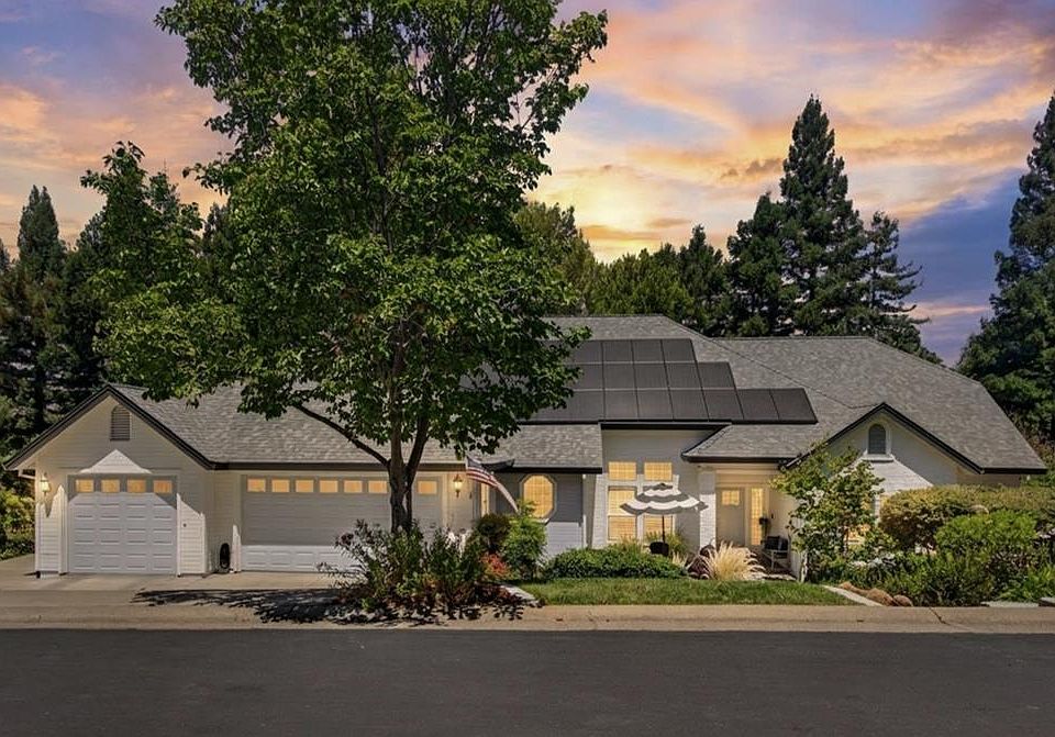 1st image of 8972 Bronson Dr