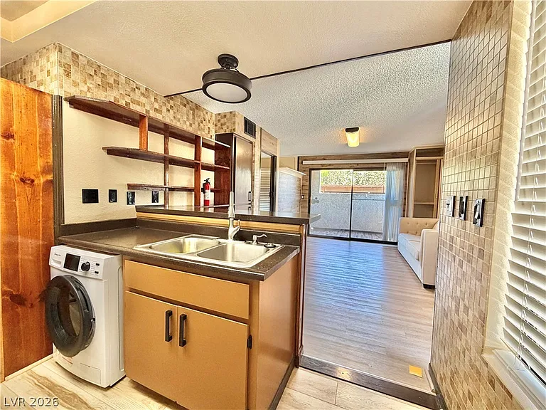 4360 Gannet Cir #21 — Photo 6
