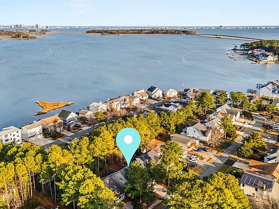 4th image of 240 Teal Cir