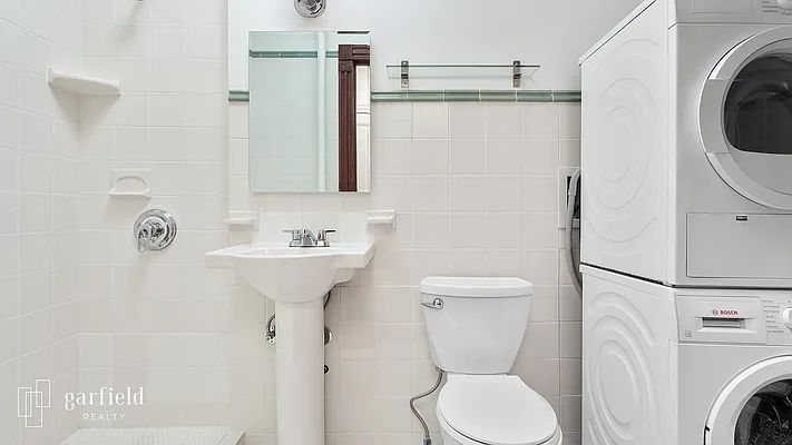 Rented by Garfield Realty  | media 9