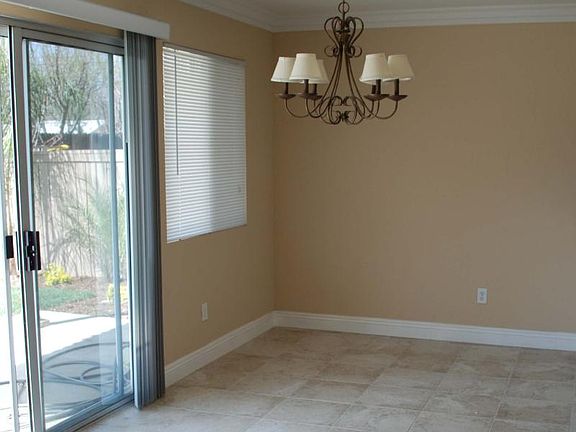 4th image of 1712 Glenview Dr