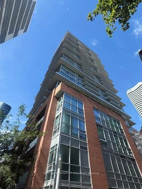 365 Church St #Penthouse 11