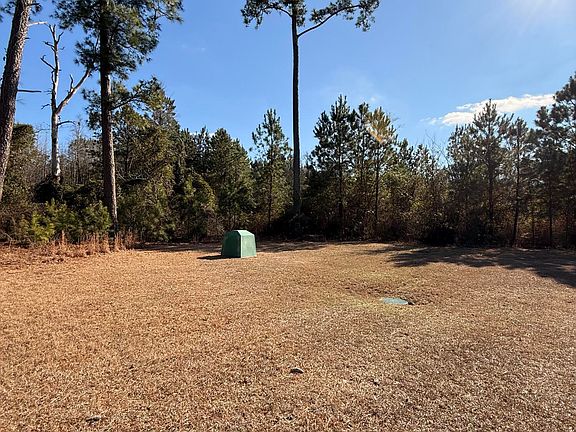 4th image of 561 Singletary Avenue