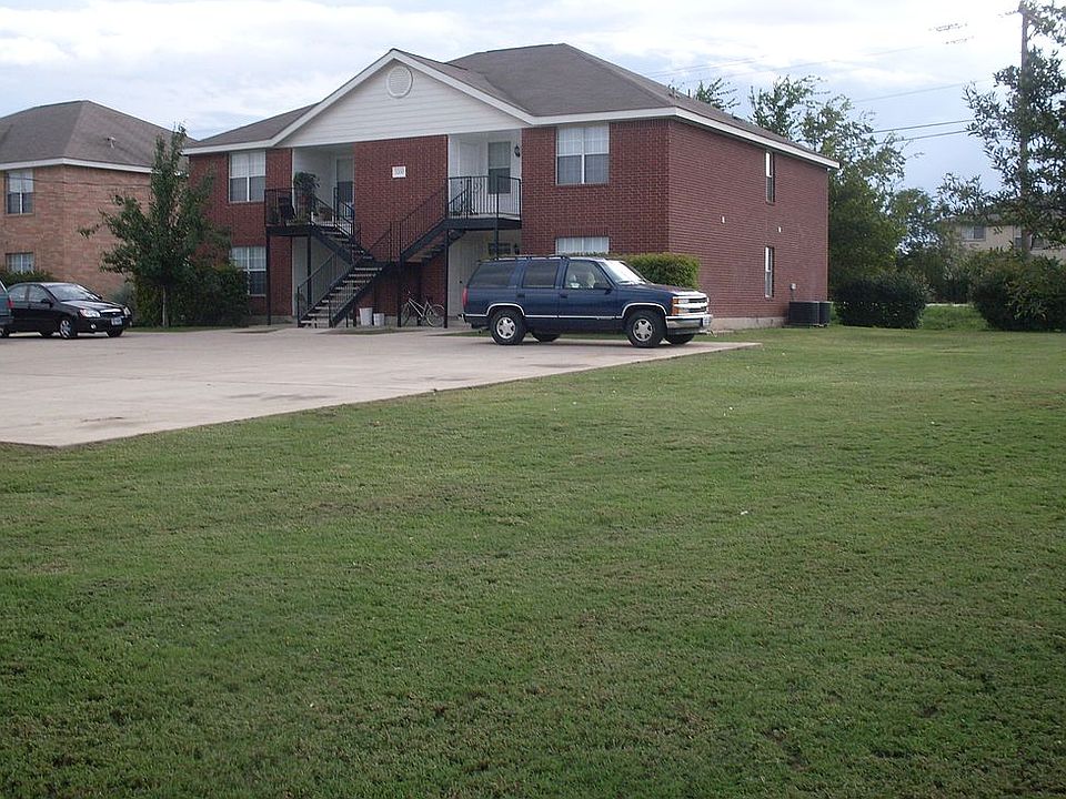 1st image of 2200 Katy Ln