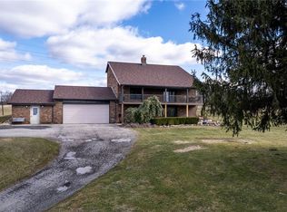 370 Pulaski Rd, Pulaski, PA 16143