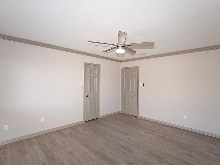 2108 Olympic Dr — Photo 18