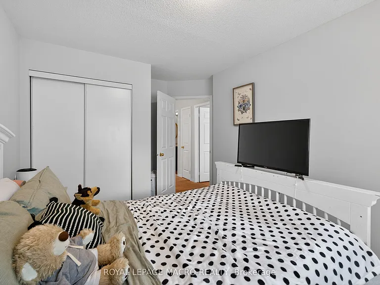 2215 Cleaver Ave #2 — Photo 15
