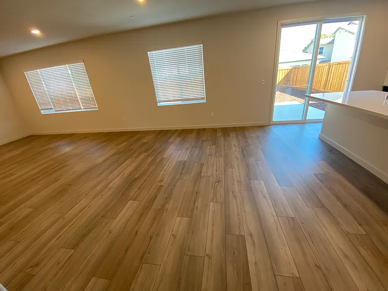 706 Diamond Valley Rd — Photo 11