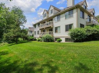 2701 Hemlock Pl, Basking Ridge, NJ 07920