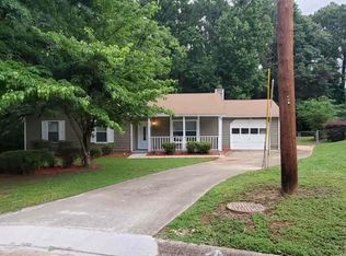 498 Jaywood Ct, Stone Mountain, GA 30083