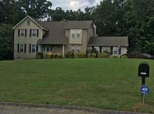 10911 Harbor Rd N, Soddy Daisy, TN 37379