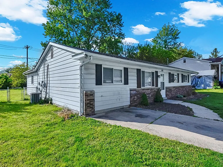 2705 Denmark Rd — Photo 12