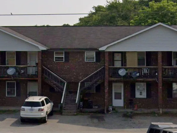 2805 White Meadow Ln #H, Winston Salem, NC 27107