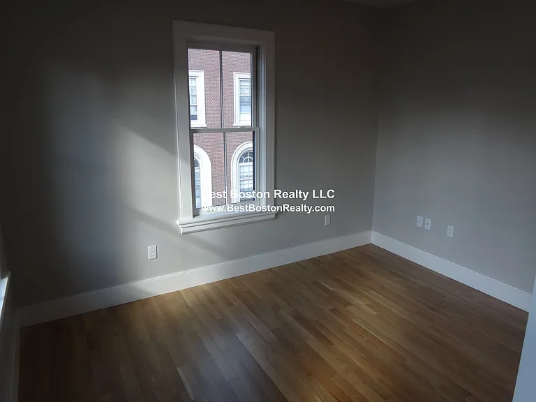 40 Bow St #3 — Photo 12