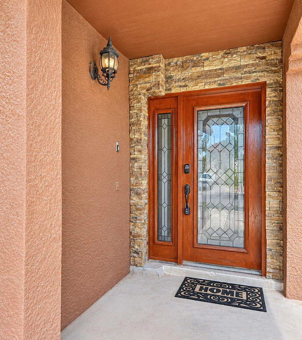 3 bed, 2.0 bath, 1226 sqft, $1,750 — Photo 2