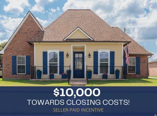 2034 Pointe South Dr, Zachary, LA 70791