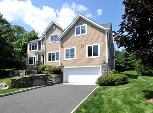 6 Justine Ct, Briarcliff Manor, NY 10510