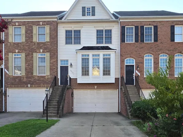 6866 Witton Cir, Gainesville, VA 20155