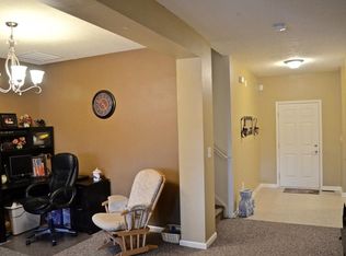 6847 Buhrstone Ln, Avon, IN 46123
