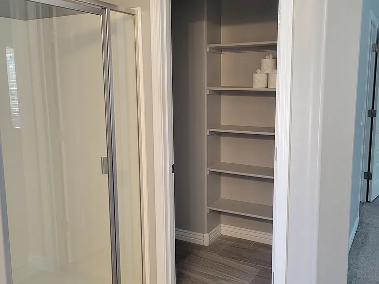 2303 E Mews Rd — Photo 8