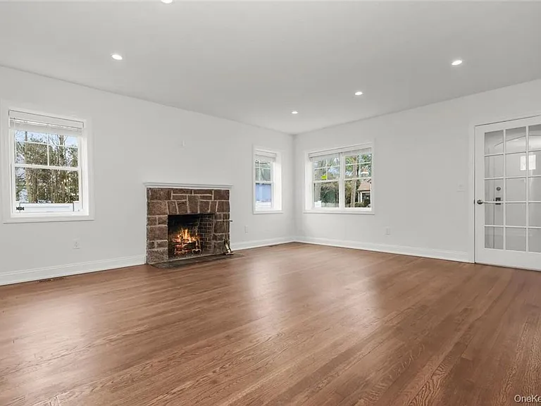 517 Walnut St #A — Photo 13