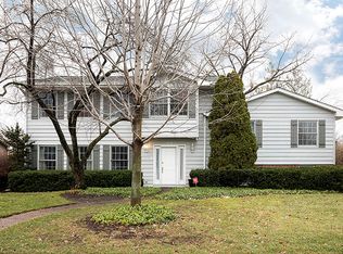 470 Banyan Dr, Northbrook, IL