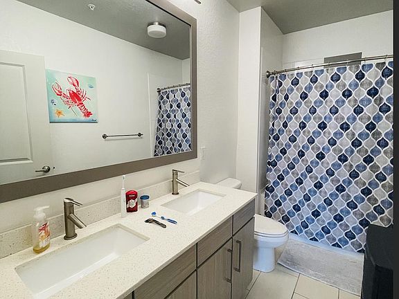 3rd image of 3230 N Grady Ave