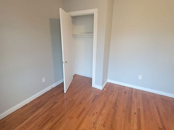 4th image of 3535 Barnes Ave Floor 1