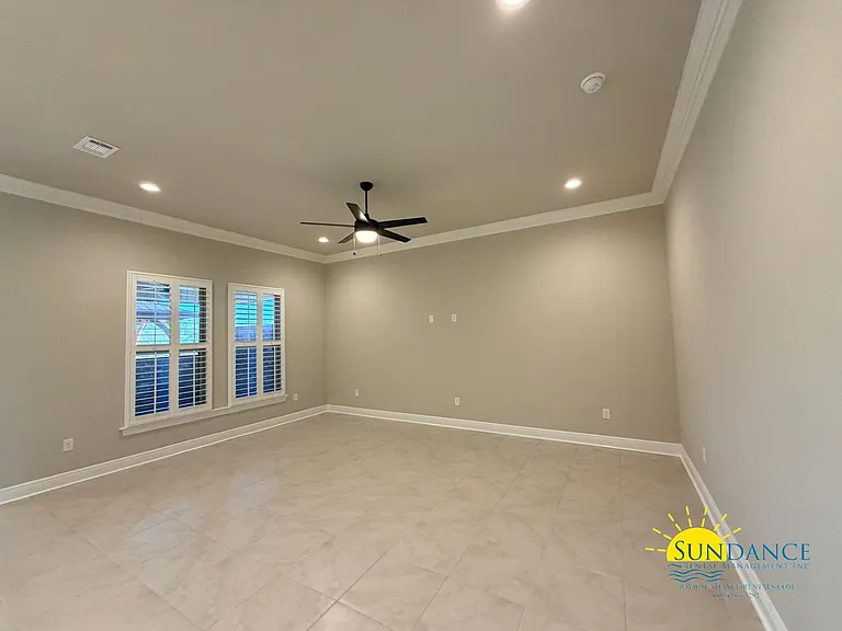 215 Hydrangea Blvd — Photo 16