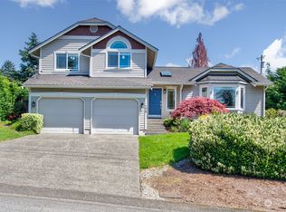 7918 115th Ave SE, Newcastle, WA 98056