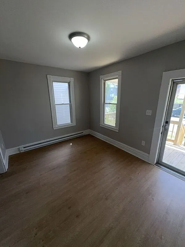 2 bed, 1.5 bath, 1100 sqft, $1,195 — Photo 2
