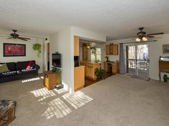 3rd image of 5939 Westmere Dr