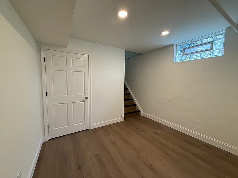 110 Main St #2 — Photo 15