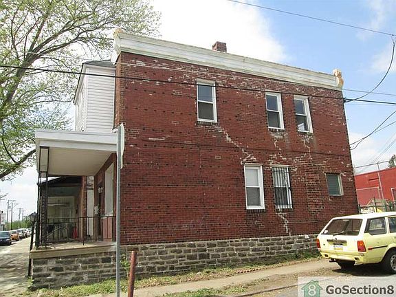 3rd image of 401 W Courtland St