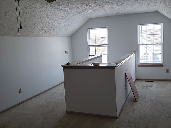 4th image of 155 Stonegate Blvd