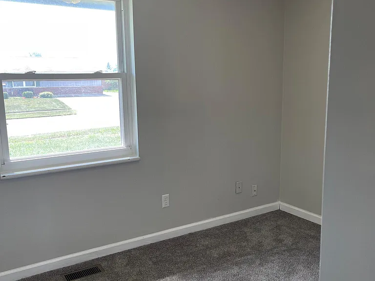 7883 Sebring Dr — Photo 13