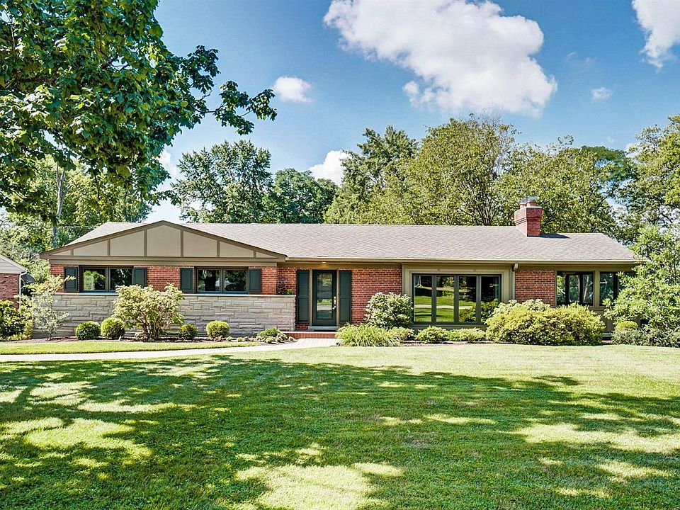 1st image of 6213 Kenwood Hills Dr