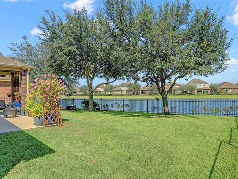 26214 Christen Canyon Ln — Photo 36