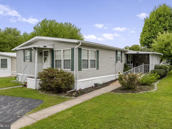 21 Jake Dr, Ronks, PA 17572