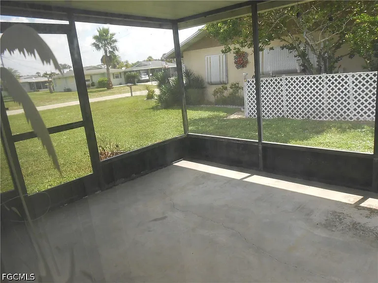 404 Joel Blvd — Photo 13