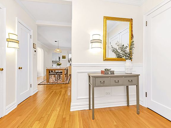 5th image of 161 E 91st St #4EF